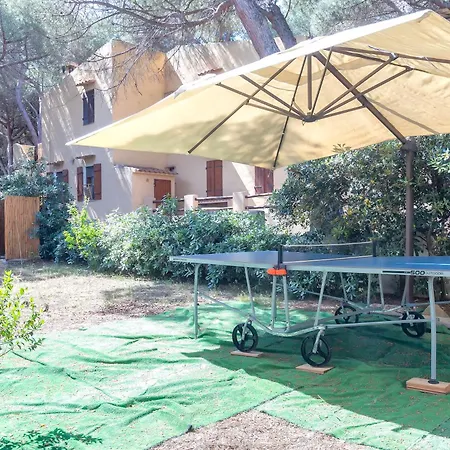 Nyaraló Casa Con Terrazza Nella Pineta *