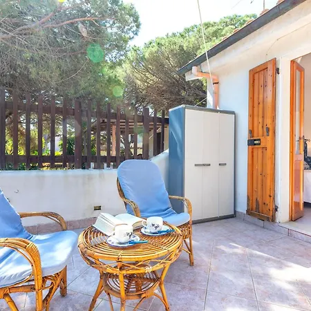 Casa Con Terrazza Nella Pineta