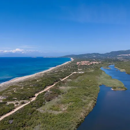 Casa Con Terrazza Nella Pineta فاليدوريا